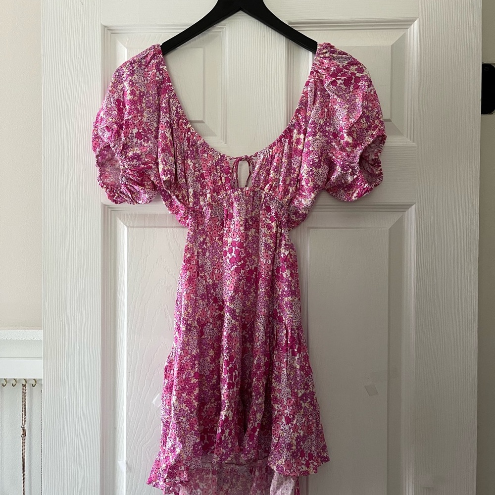 Pink Floral Puff-Sleeve Mini Dress